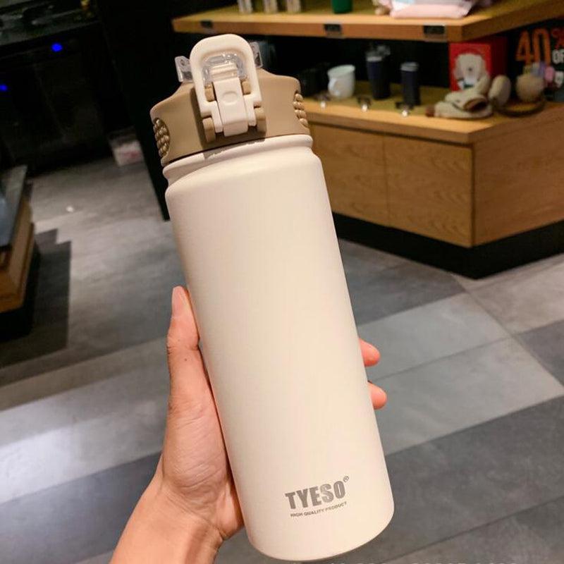 Thermos Bottle with Straw | Stainless Steel Insulated Bottle | 530ml / 750ml | Perfect for Outdoor Activities & Daily Commute